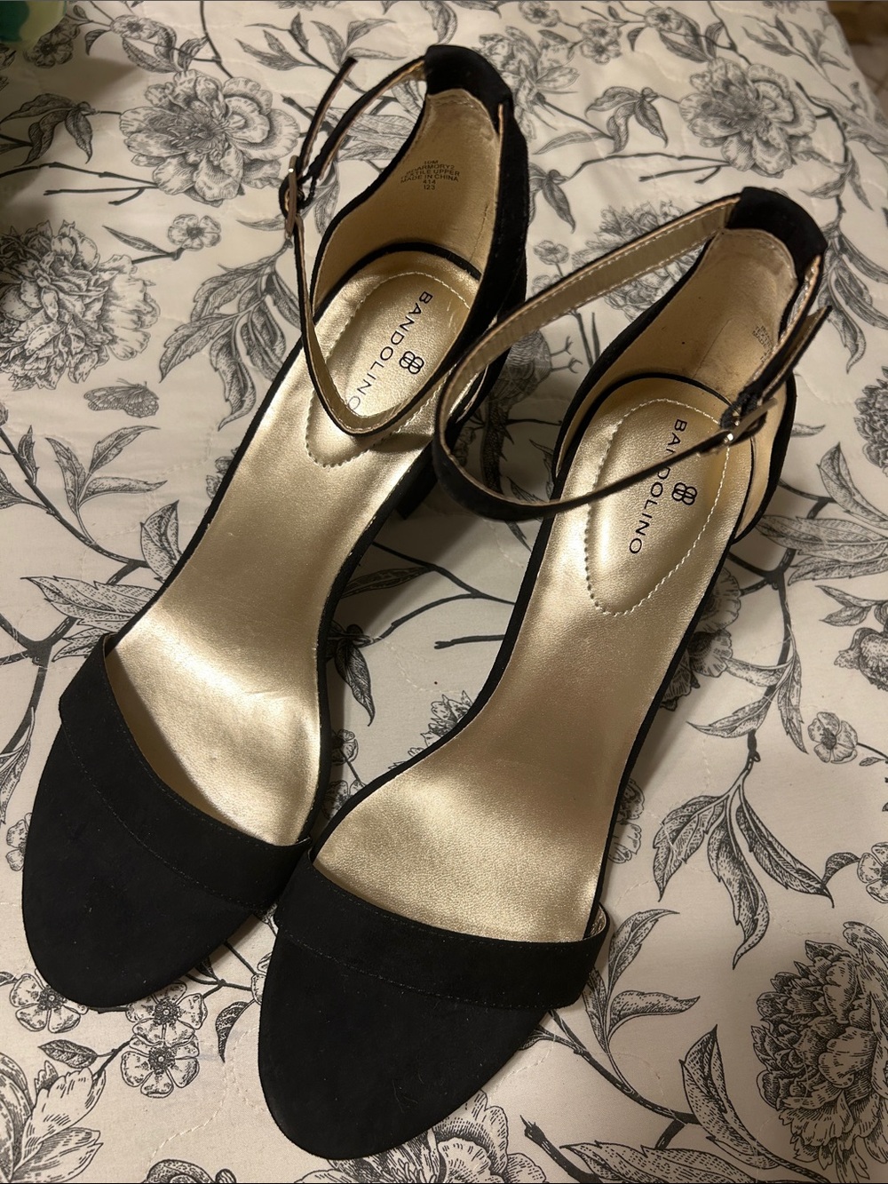 Bandolino classic Black Open-Toe Block Heel Sandal Ankle Strap size 10M NWOT - Picture 5 of 12